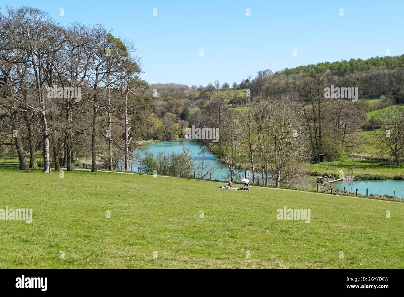 La valle degli Scacchi con il fiume Scacchi nel Buckinghamshire, Inghilterra Regno Unito Foto Stock