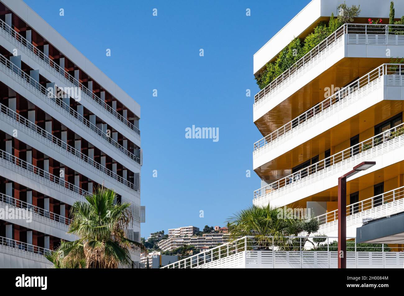 L'architettura contemporanea del Quartier Libération vicino alla stazione la Gare du Nord a Nizza, Francia Foto Stock