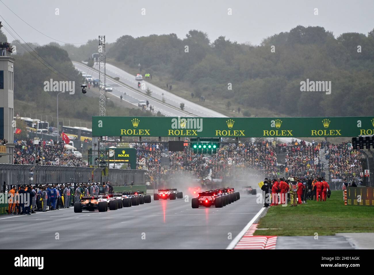 Istanbul, Turchia. 10 Ott 2021. Griglia di partenza, Gran Premio di Turchia di F1 all'Intercity Istanbul Park il 10 ottobre 2021 a Istanbul, Turchia. (Foto di HOCH ZWEI) Credit: dpa/Alamy Live News Foto Stock