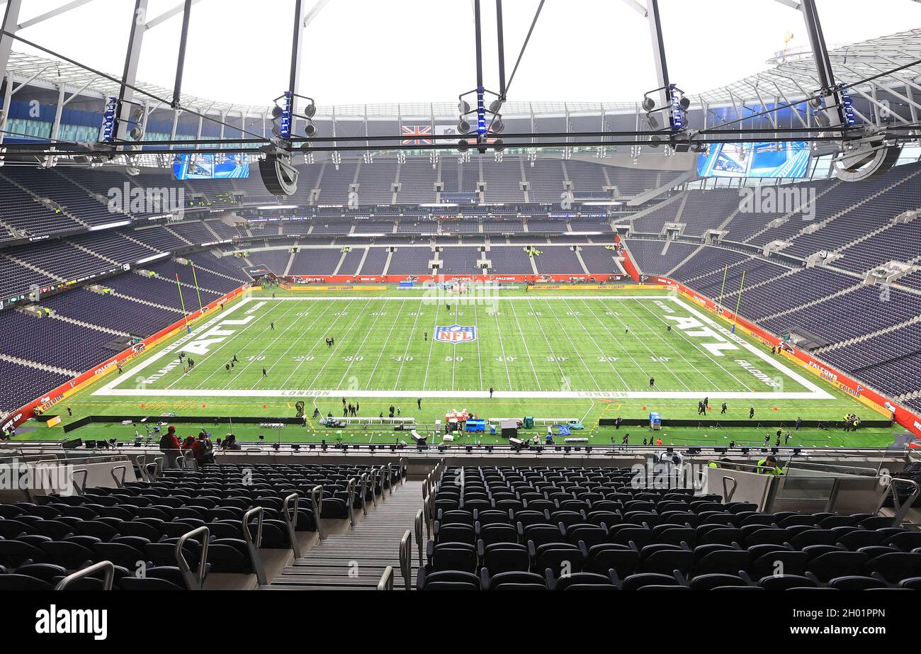 Vista generale del Tottenham Hotspur Stadium prima della partita della NFL International Series tra i New York Jets e gli Atlanta Falcons, domenica 1 ottobre Foto Stock