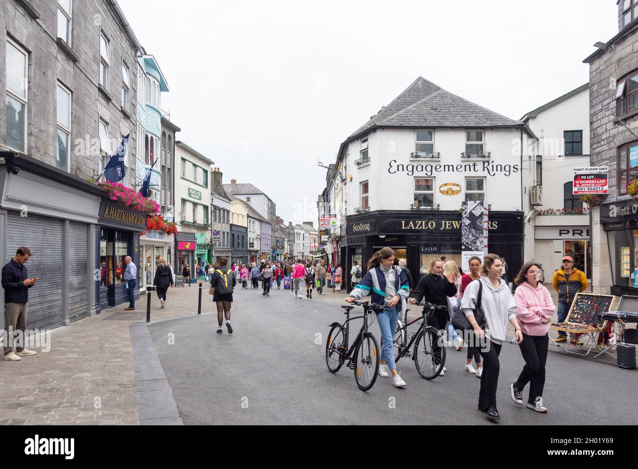William Street, Centro Città, Galway (Gaillimh), Contea di Galway, Repubblica d'Irlanda Foto Stock