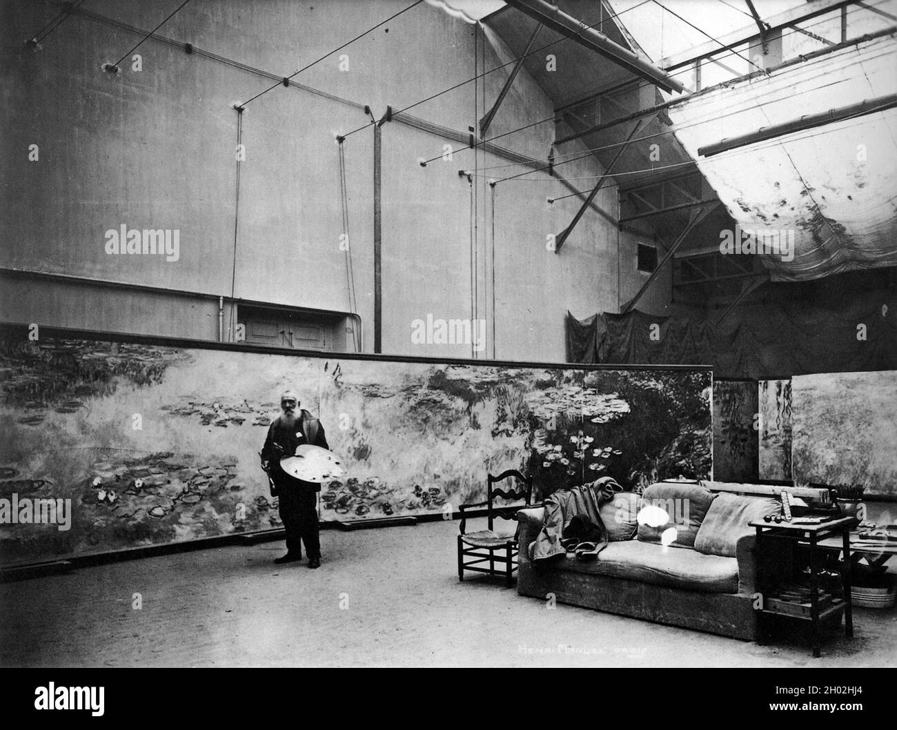 Monet nel suo studio Foto Stock