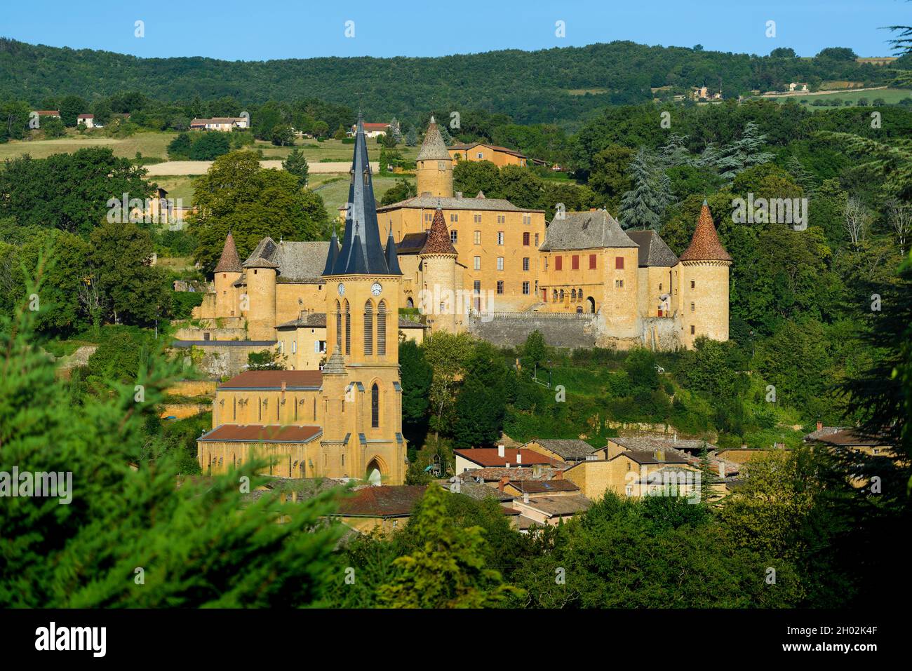 Eglise et Château de Jarnioux, Beaujolais, Francia Foto Stock