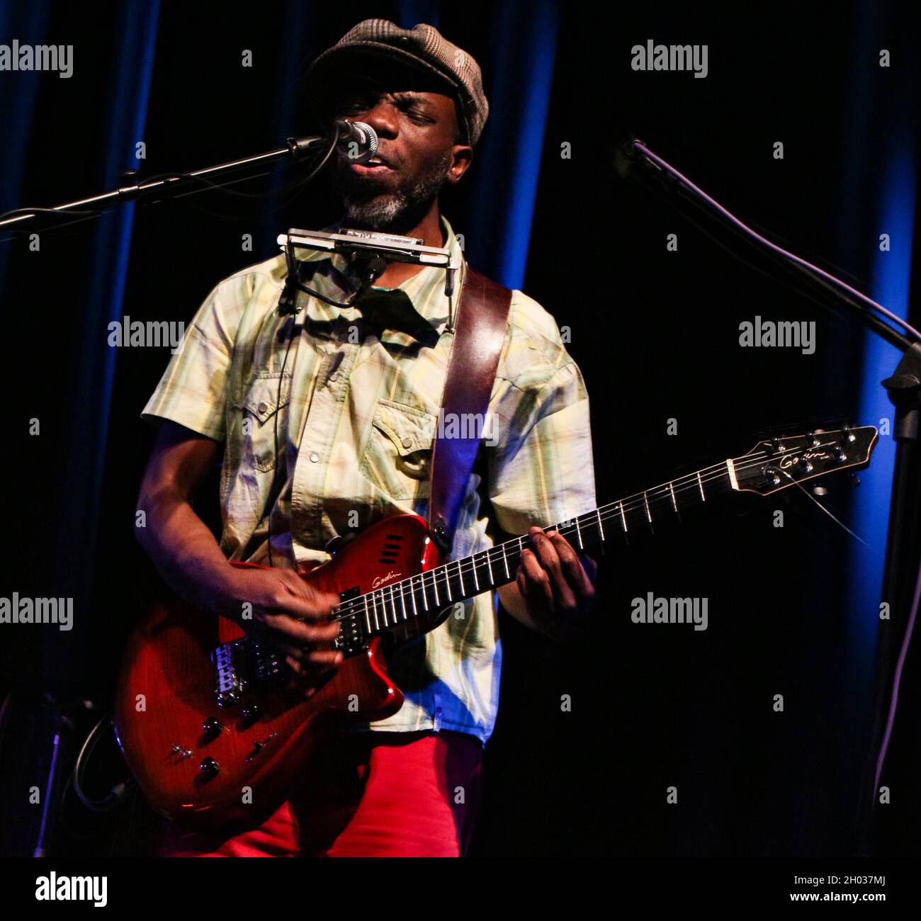 Muntu Valdo suona con la sua band all'Anglia Ruskin University, Cambridge, Regno Unito Foto Stock