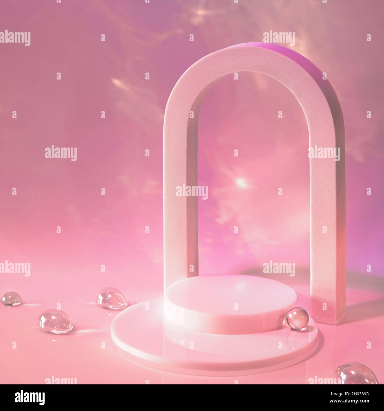 scena vuota con podio e arco su sfondo pastello Foto Stock