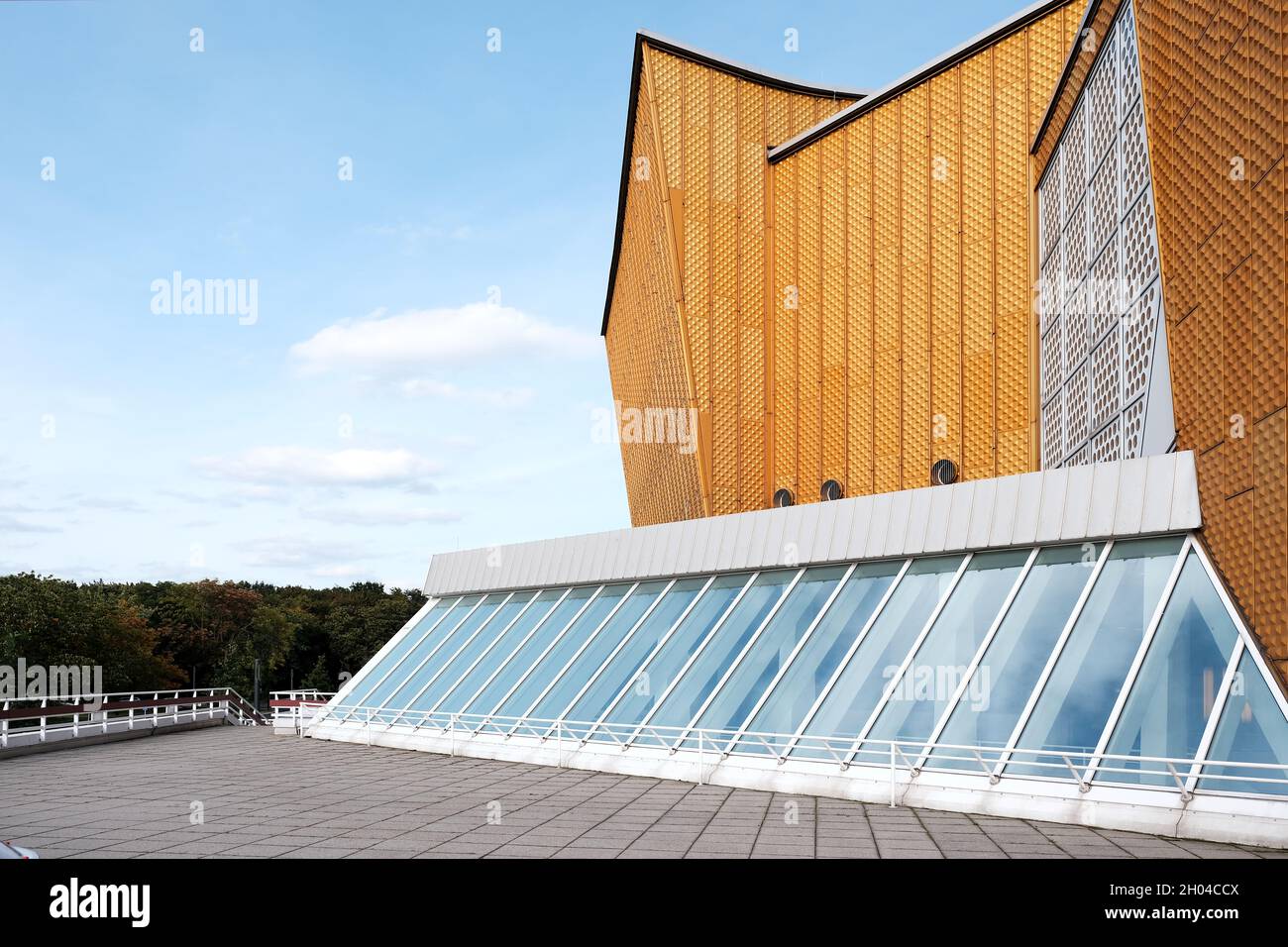 Berlino, Germania, 2 ottobre 2021, vista dalla terrazza della Philharmonie in direzione Tiergarten Foto Stock