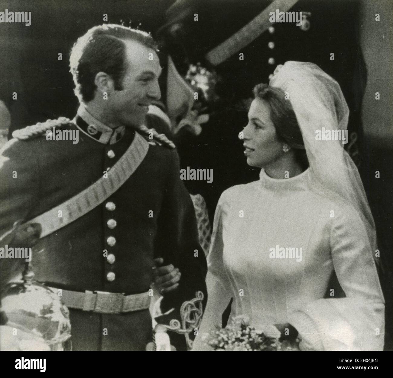 Matrimonio tra la principessa britannica Anna e il capitano Mark Phillips, 1973 Foto Stock