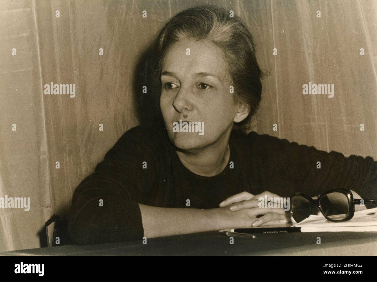 Rossana Rossanda, politico e giornalista italiano, al Congresso del Partito Comunista, Bologna, Italia 1968 Foto Stock