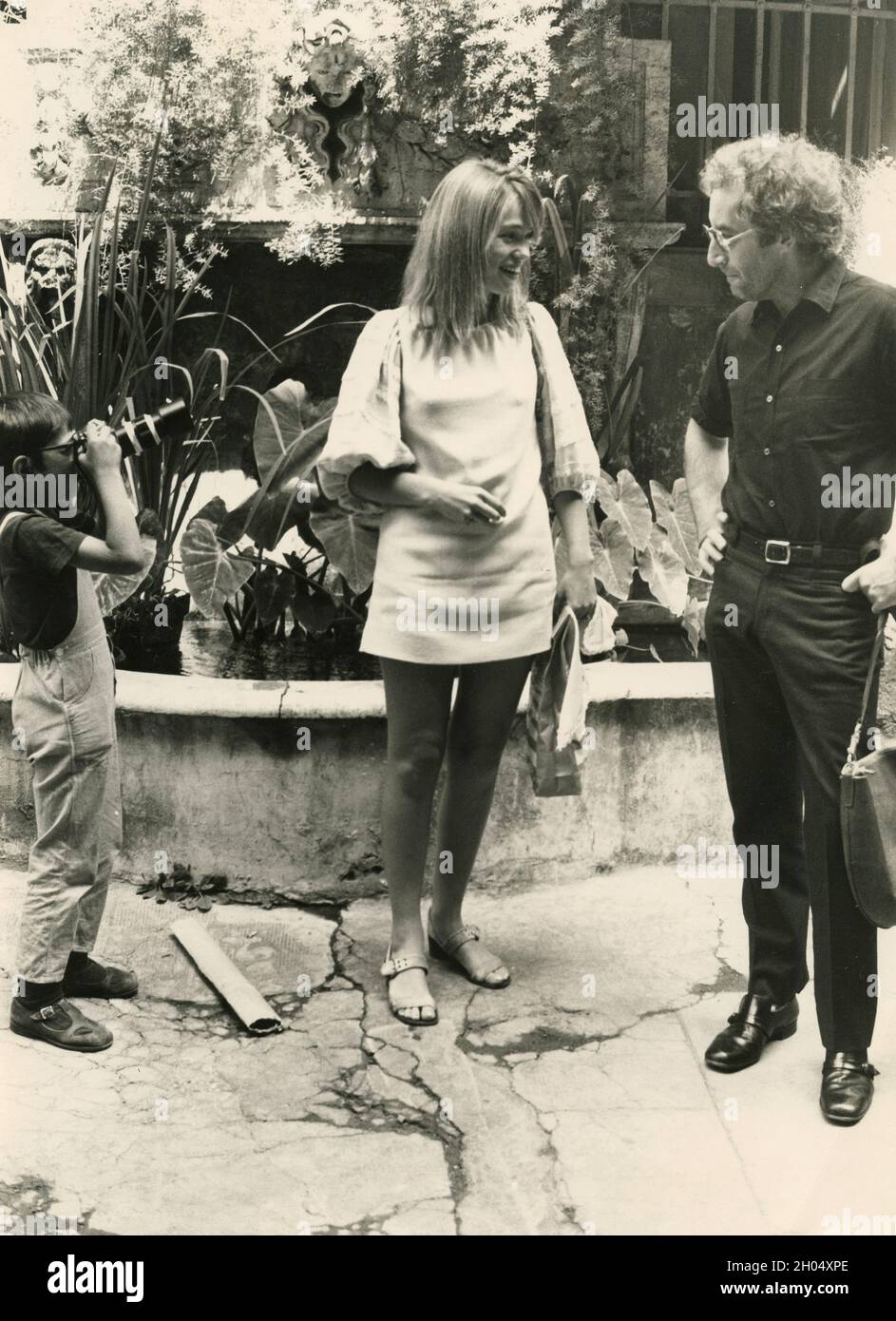 Attore e comico britannico Peter Sellers e attrice svedese Britt Ekland, anni '70 Foto Stock