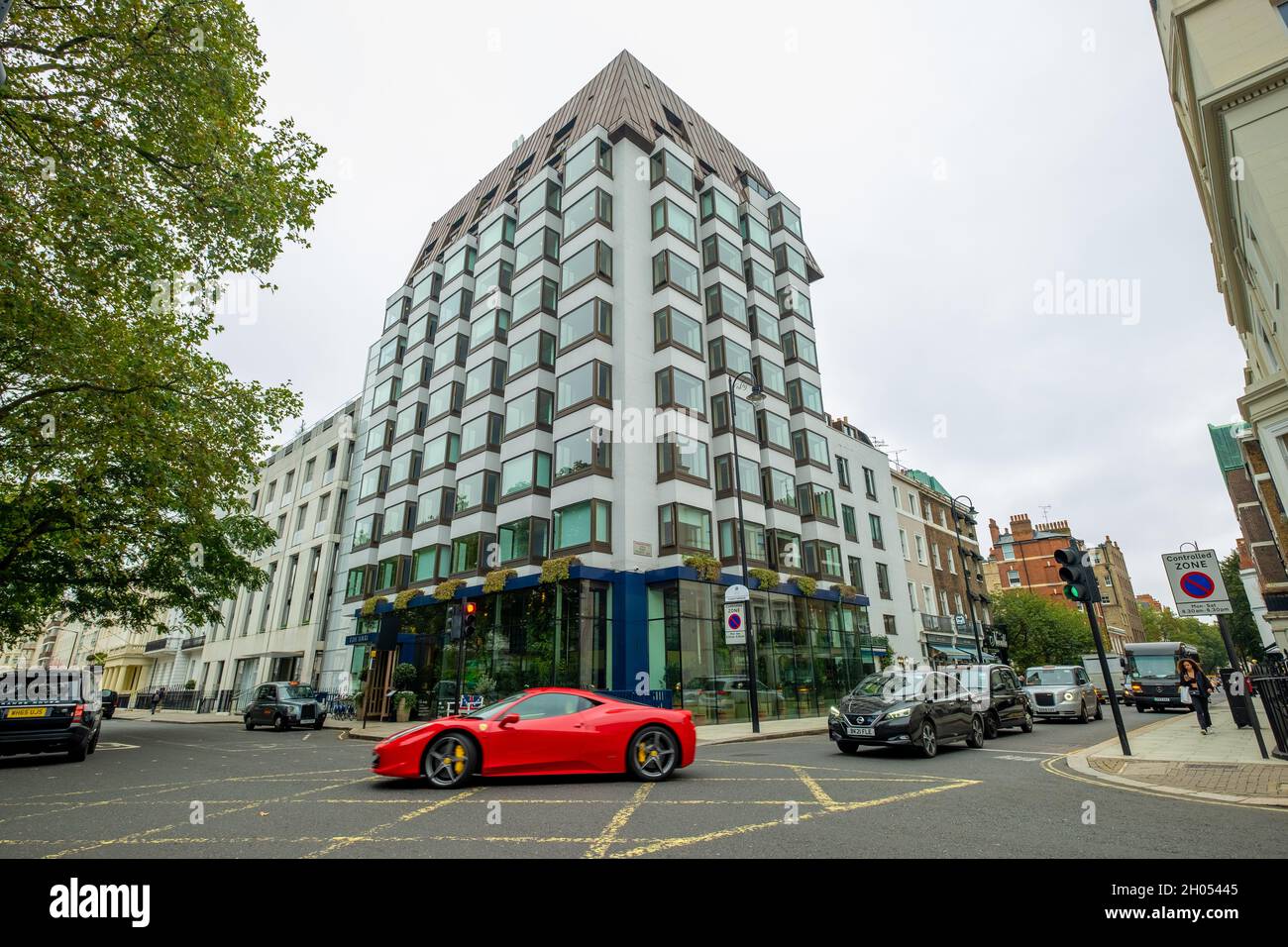 Londra - Ottobre 2021: L'Hari Hotel, un boutique hotel a 5 stelle nella zona di Knightsbridge Belgravia nel centro di Londra Foto Stock