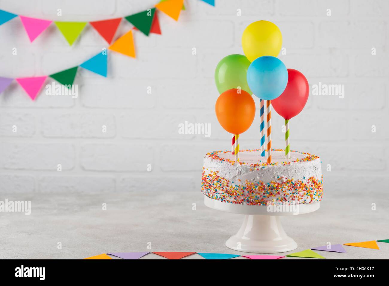 Cupcake festa di compleanno con candele Foto Stock