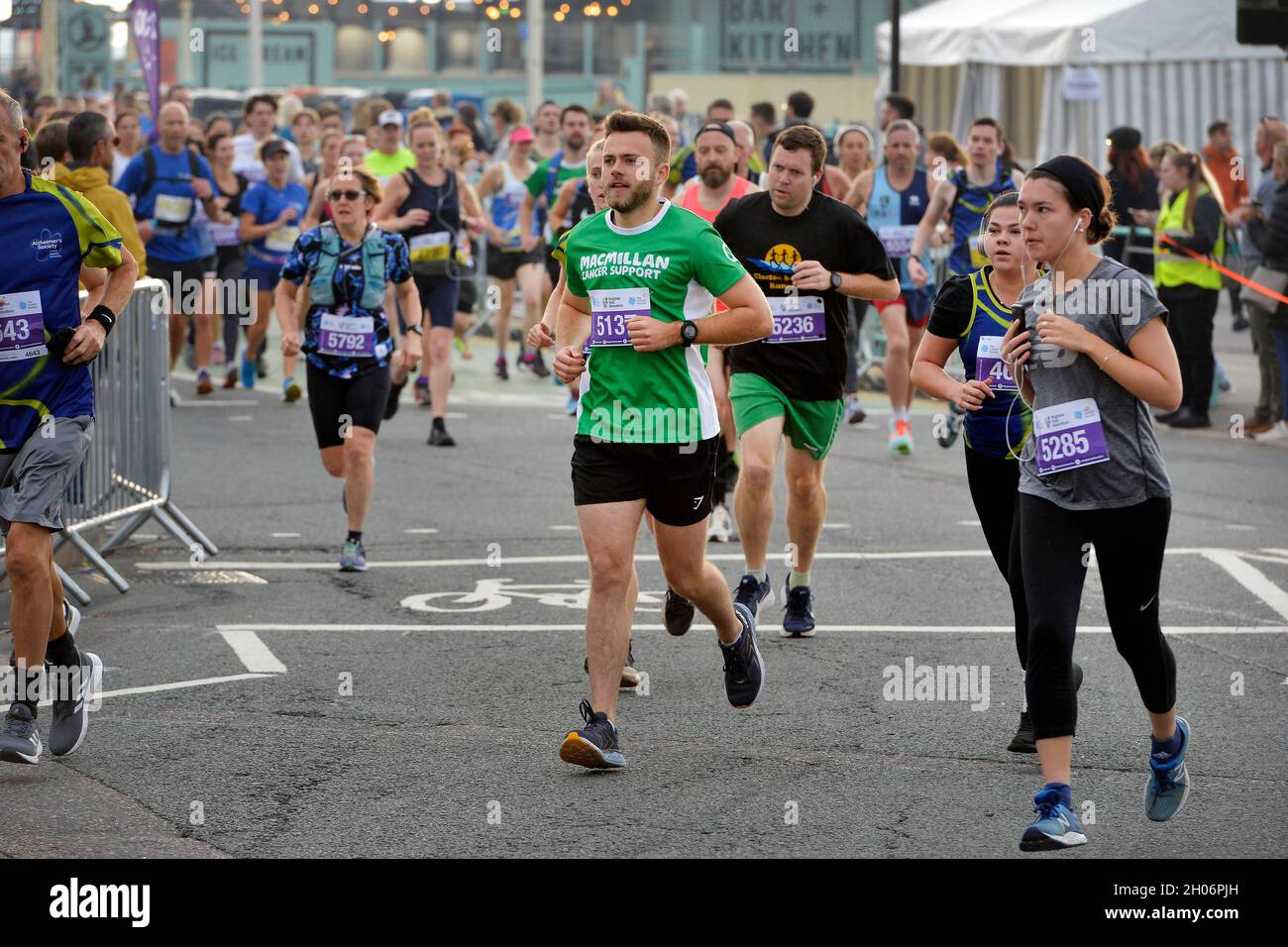 Mezza Maratona di Brighton 2021. Foto Terry Applin Foto Stock