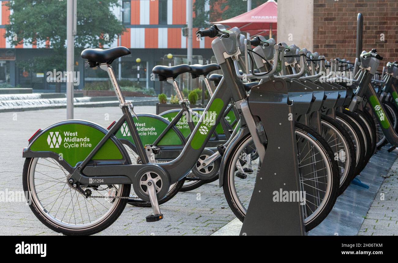 Biciclette pubbliche a noleggio a Coventry, Regno Unito Foto Stock