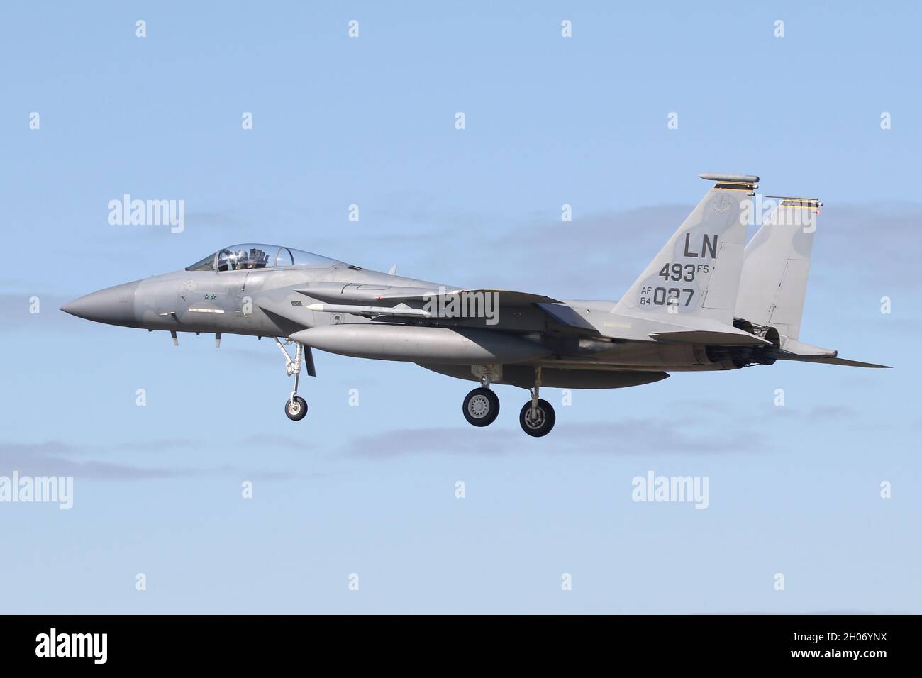 Squadron comanda gli aerei del 493rd Fighter Squadron atterrando a RAF Lakenheath, Suffolk, Regno Unito Foto Stock