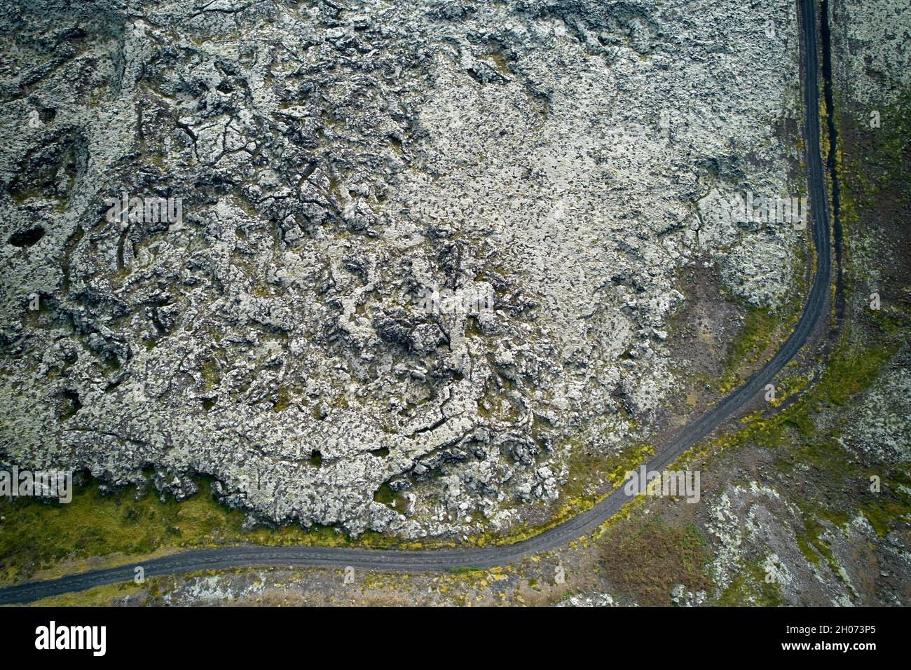 Paesaggio di luna ascetica con ceneri dal vulcano Fagradersfjall in Islanda Foto Stock