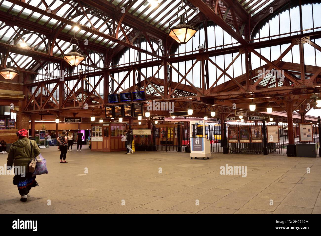 All'interno della stazione ferroviaria di Birmingham Moor Street, Regno Unito Foto Stock