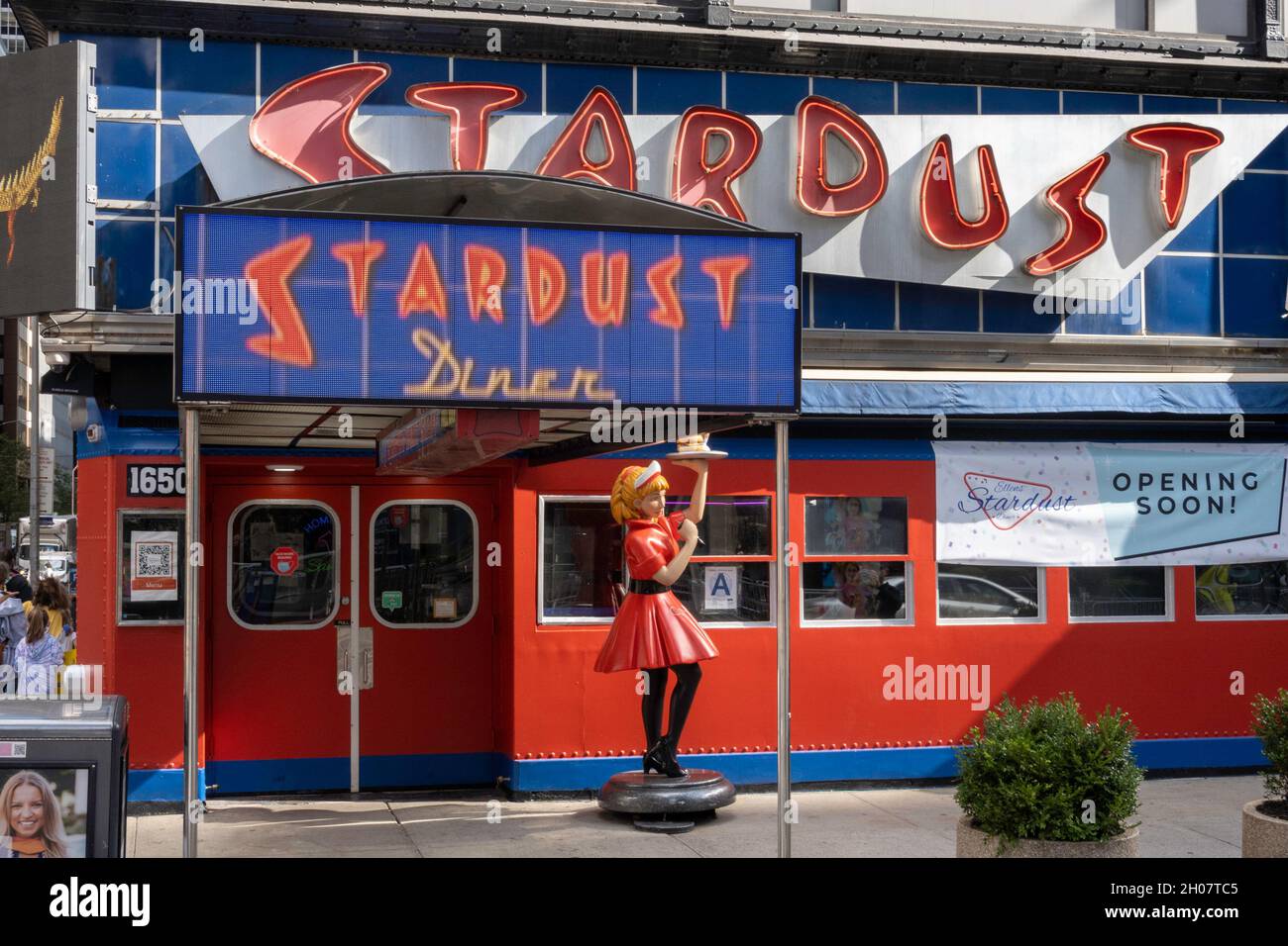 Stardust Diner Facade, Times Square, NYC, USA 2021 Foto Stock