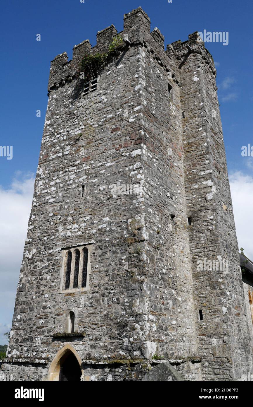 St Rhidian e St Illtyd chiesa, Llanrhidian sulla penisola di Gower Galles, Regno Unito, chiesa del villaggio gallese Foto Stock