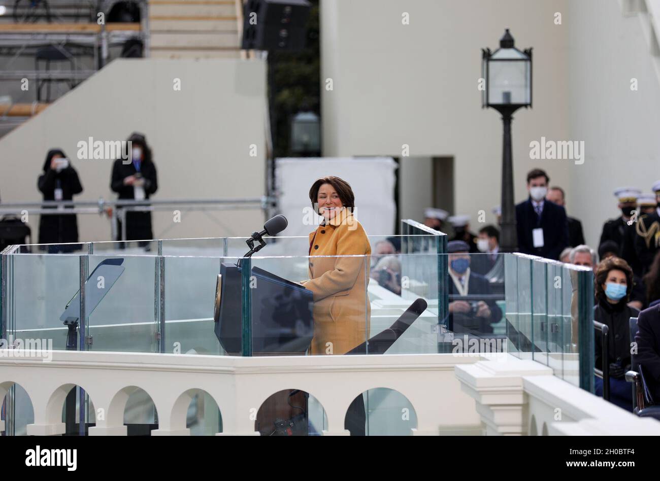 Il senatore del Minnesota Amy Klobuchar ha tenuto un discorso al Campidoglio degli Stati Uniti a Washington, D.C. prima dell'inaugurazione del presidente eletto Joseph R. Biden Jr. Il 20 gennaio 2021. Klobuchar è stato senatore senior degli Stati Uniti dal Minnesota dal 2007. Foto Stock