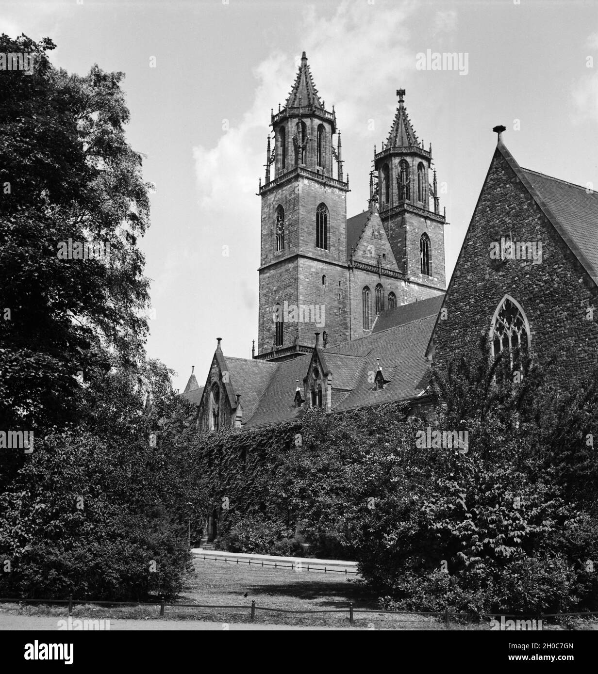 Der Dom a Magdeburgo, Deutschland 1930er Jahre. Cattedrale di Magdeburgo, Germania 1930s. Foto Stock