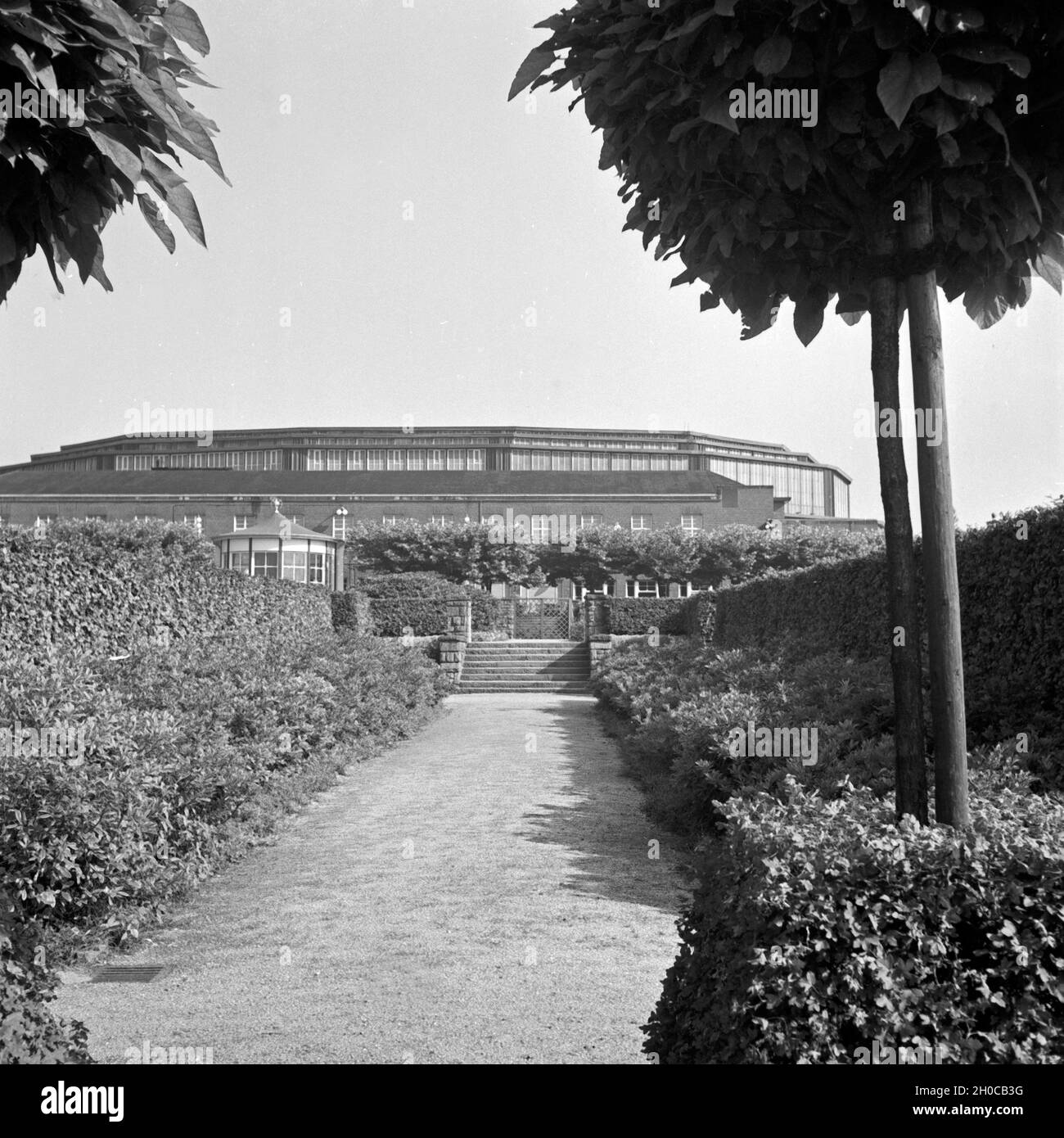 Teilansicht der Westfalenhallen di Dortmund in Deutschland 1930er Jahre. Vista parziale di Westfalenhallen sale a Dortmund, Germania 1930s. Foto Stock