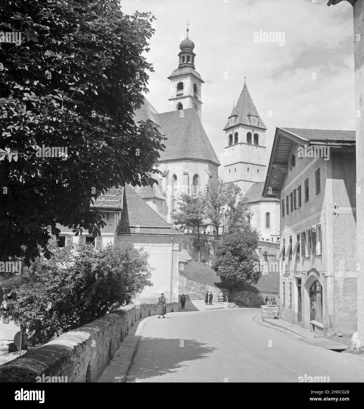 Ein Ausflug nach Kitzbühel in Tirolo, Deutsches Reich 1930er Jahre. Un viaggio a Kitzbühel in Tirolo, Germania 1930s. Foto Stock