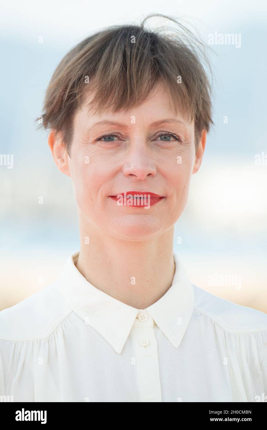 Katharina Marie Schubert partecipa alla Fotocall allegatoria durante la quarta edizione del Festival Internazionale della Serie di Cannes (Canneseries) a Cannes, il 12 ottobre 2021, Francia. Foto di David Niviere/ABACAPRESS.COM Foto Stock