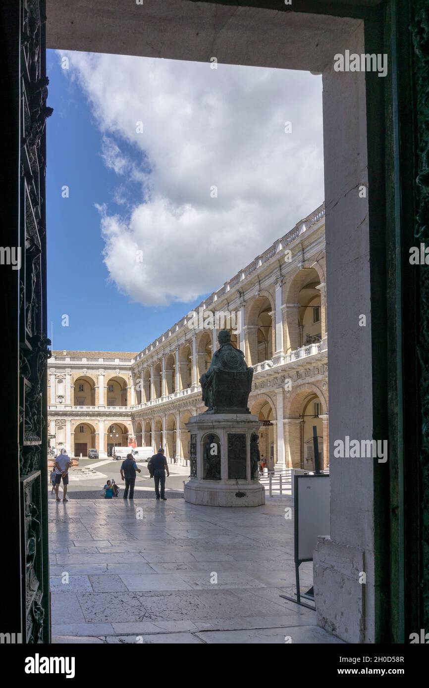 Santuario della Santa Casa di Loreto, Marche, Italia, Europa Foto Stock