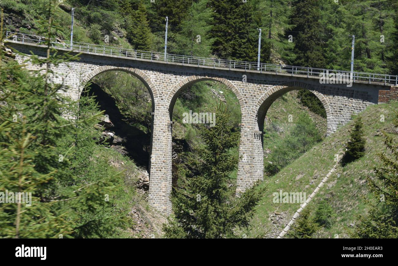 Ponte in pietra Foto Stock