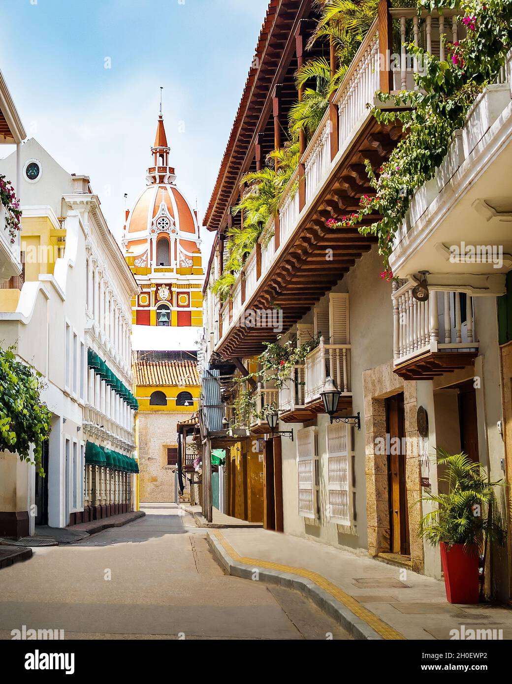 Street view e Cattedrale - Cartagena de Indias, Colombia Foto Stock