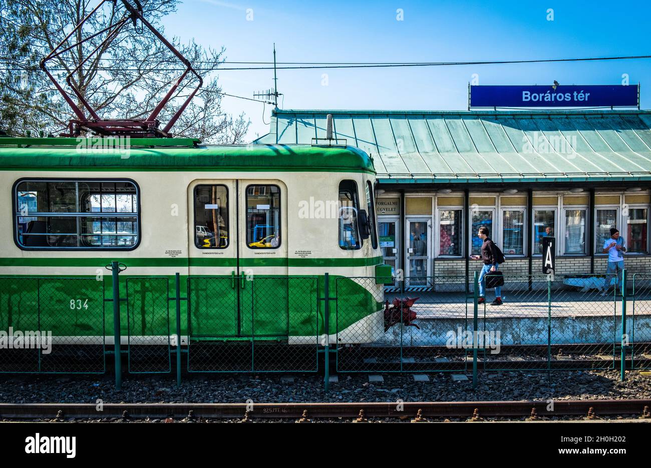 Budapest, Ungheria, marzo 2020, vista di un treno dalla stazione di Boráros tér Foto Stock
