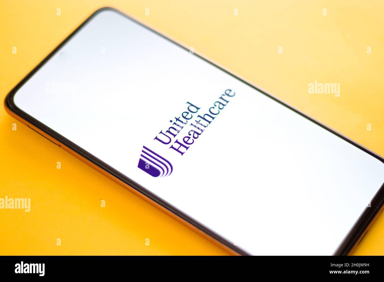 West Bangal, India - 09 ottobre 2021 : UnitedHealthcare logo sullo schermo del telefono immagine stock. Foto Stock