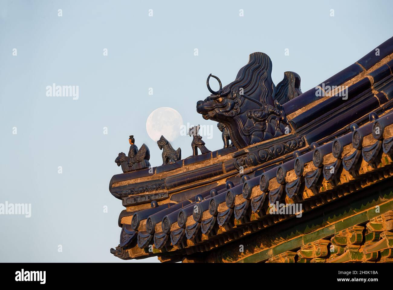 Immortali, bestie sulla navata dell'edificio nel Tempio del Cielo e sulla luna Foto Stock