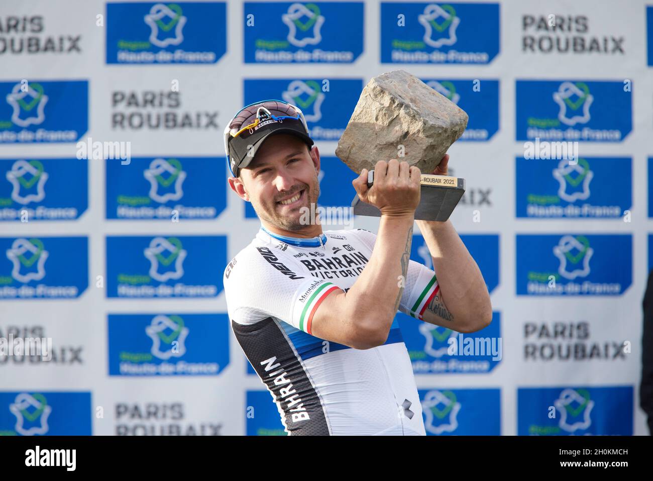 Parigi Roubaix 2021 3 ott 2021 1° Sonny Colbrelli 2° Florian Vermeersch 3° Mathieu Van der Poel Foto Stock