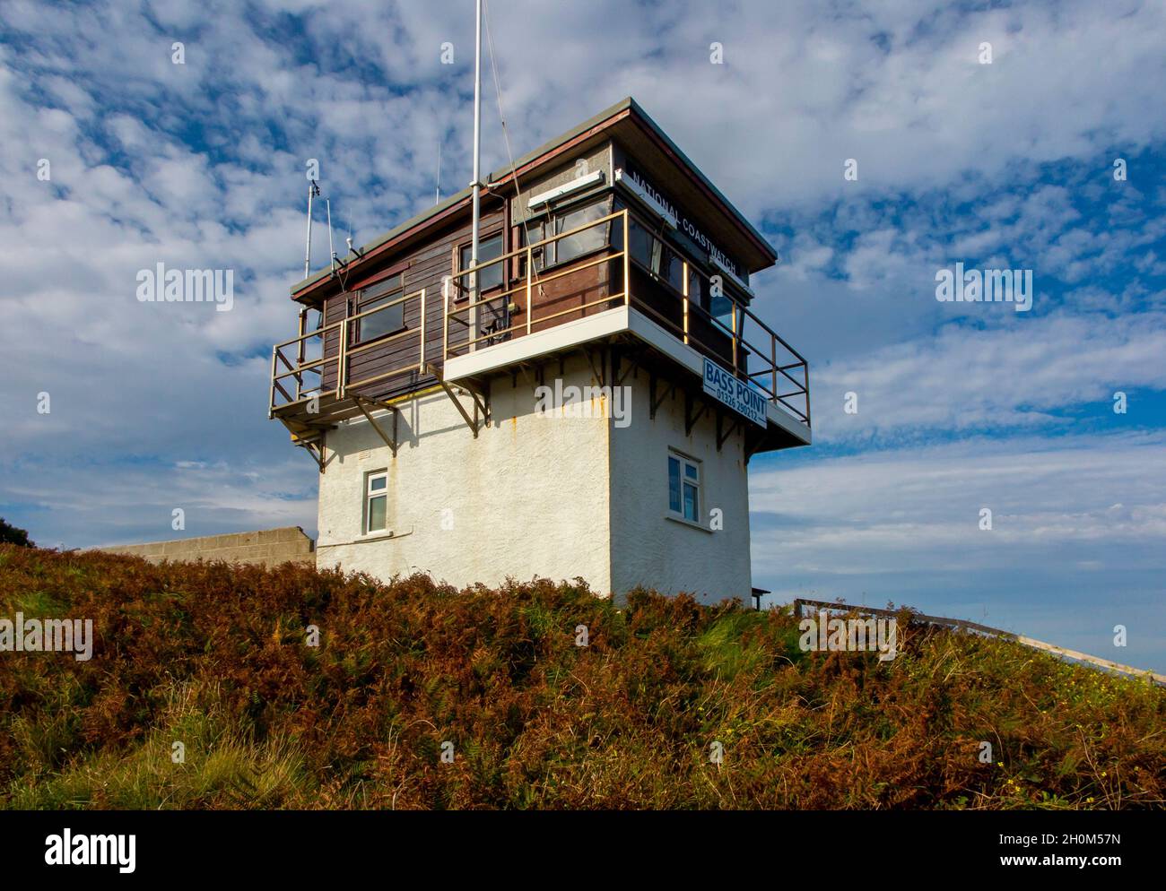 Stazione di osservazione costiera National Coastwatch a Bass Point sulla penisola di Lizard nel sud della Cornovaglia Inghilterra Regno Unito Foto Stock