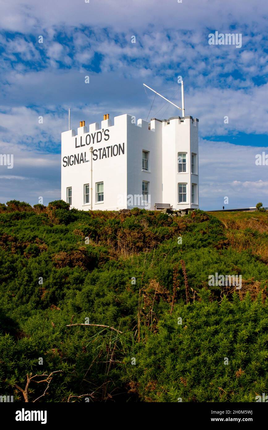 Lloyd's Signal Station a Bass Point sul Lizard Peninsula Cormwall Inghilterra UK costruito nel 1872 per le comunicazioni da nave a riva nel canale inglese Foto Stock