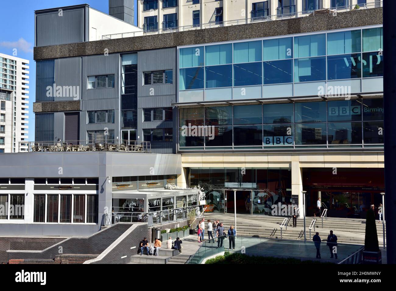 Il centro commerciale di lusso “Mailbox Birmingham” con gli studi BBC, Regno Unito Foto Stock