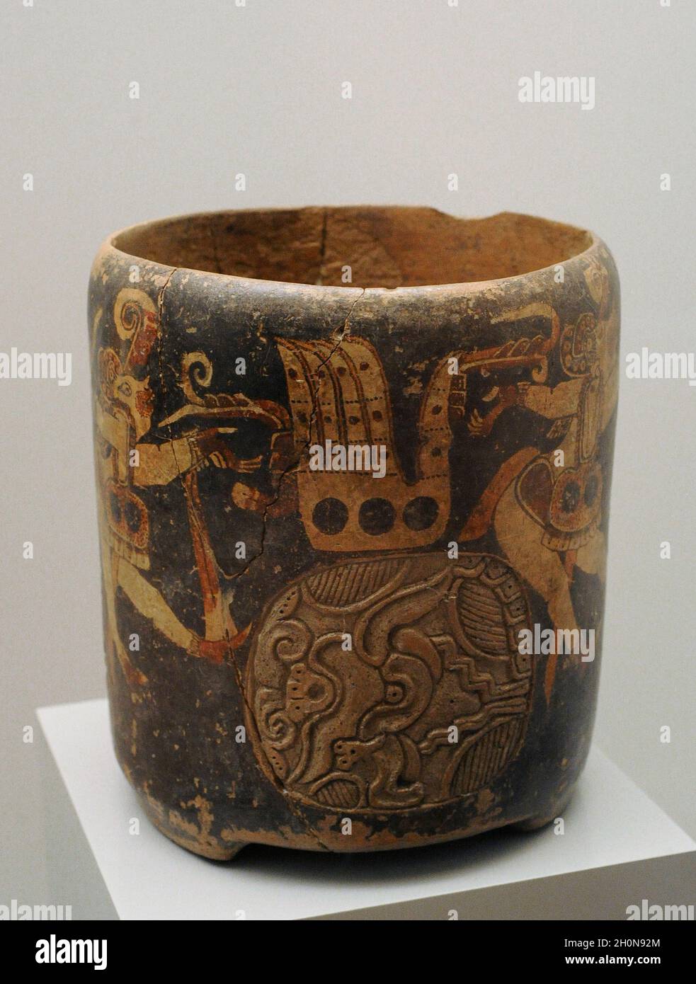 Vaso decorato con scena figurativa. Ceramica dipinta. Cultura Maya. Periodo tardo Classico (600-900 d.C.). Mesoamerica. Regione Maya. Museo dell'Americ Foto Stock