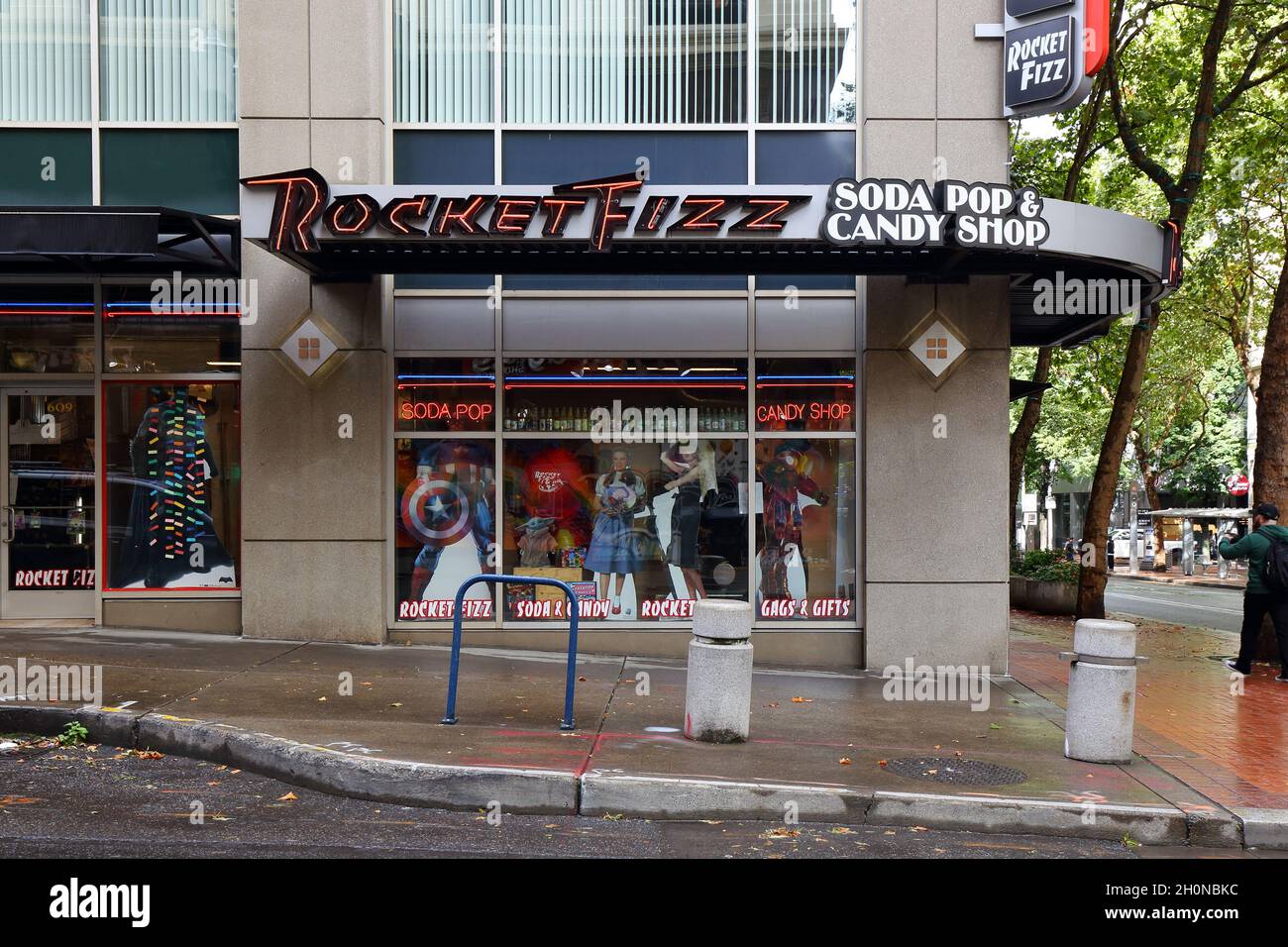 Rocket Fizz, 535 SW 6th Ave, Portland, Oregon. Facciata esterna di una catena di negozi di bibite e caramelle nel centro di Portland. Foto Stock