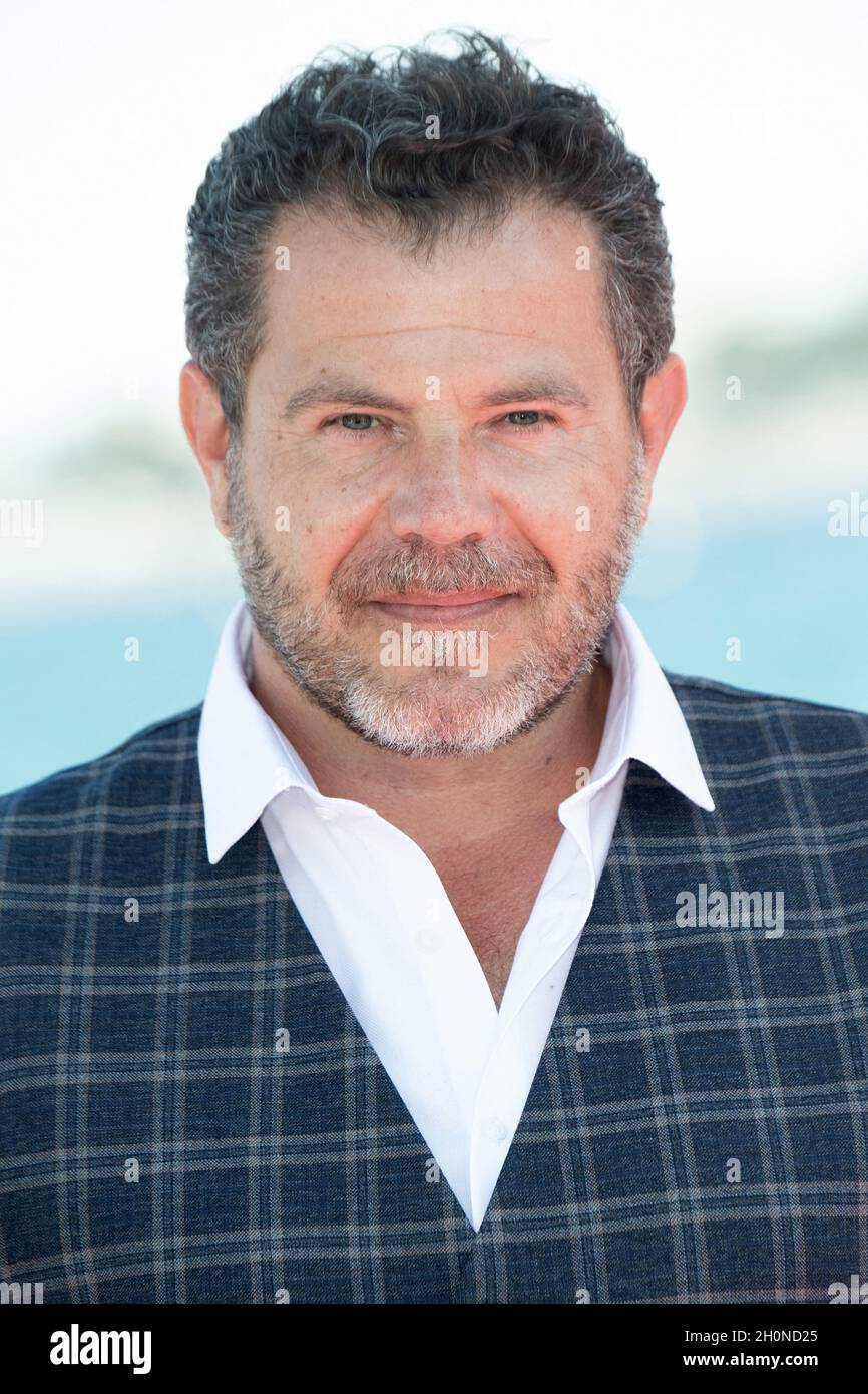 Cannes, Francia. 13 ottobre 2021, Fabien Baiardi partecipa a una fotocall durante la quarta edizione del Festival Internazionale di Cannes (Canneseries) a Cannes, il 13 ottobre 2021, Francia. Foto di David Niviere/ABACAPRESS.COM Foto Stock