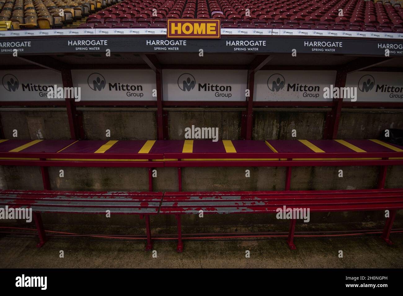 La panchina Home al Northern Commerals Stadium Foto Stock