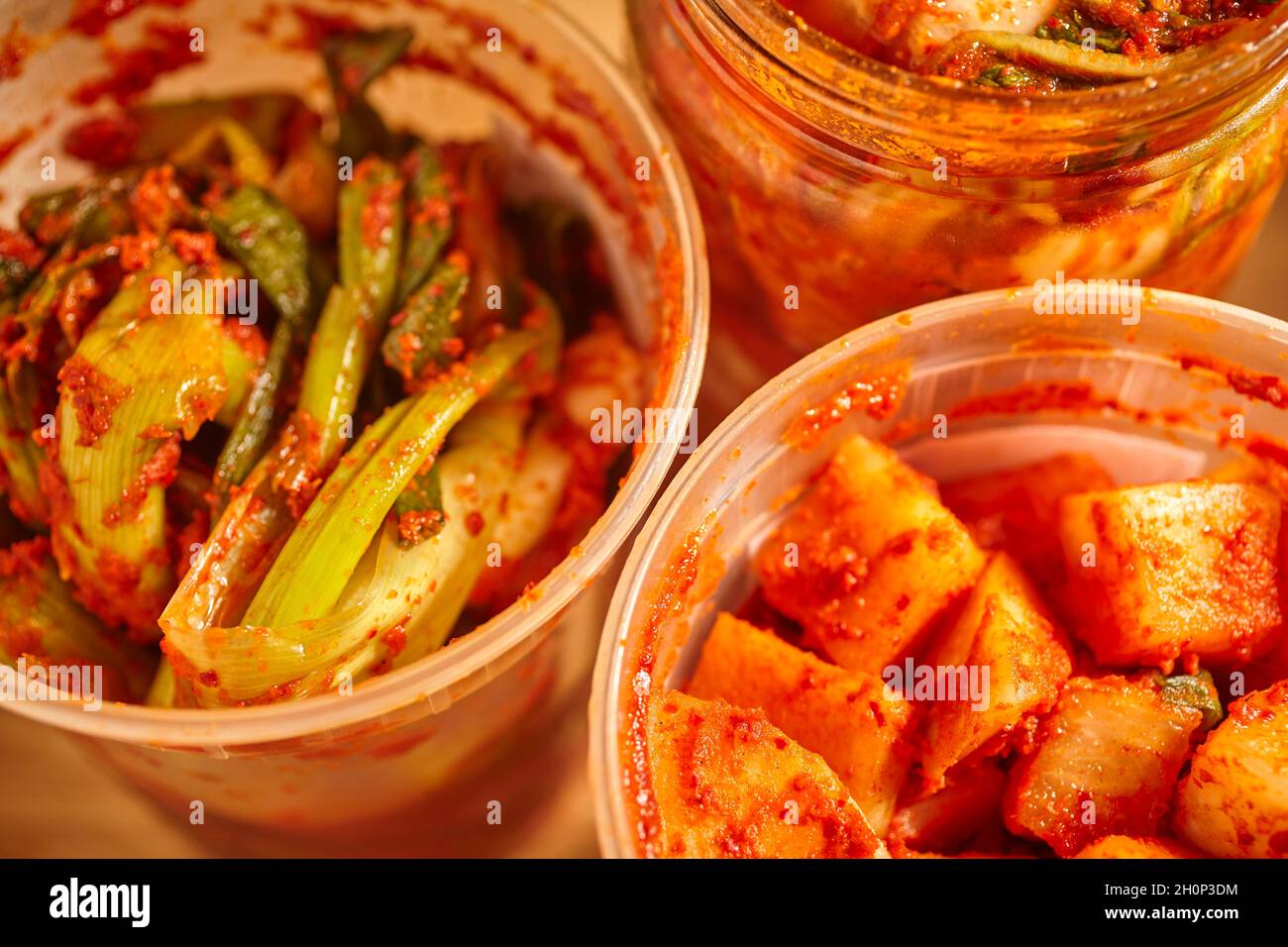 Contenitori di kimchi, il piatto nazionale della Corea. Foto Stock