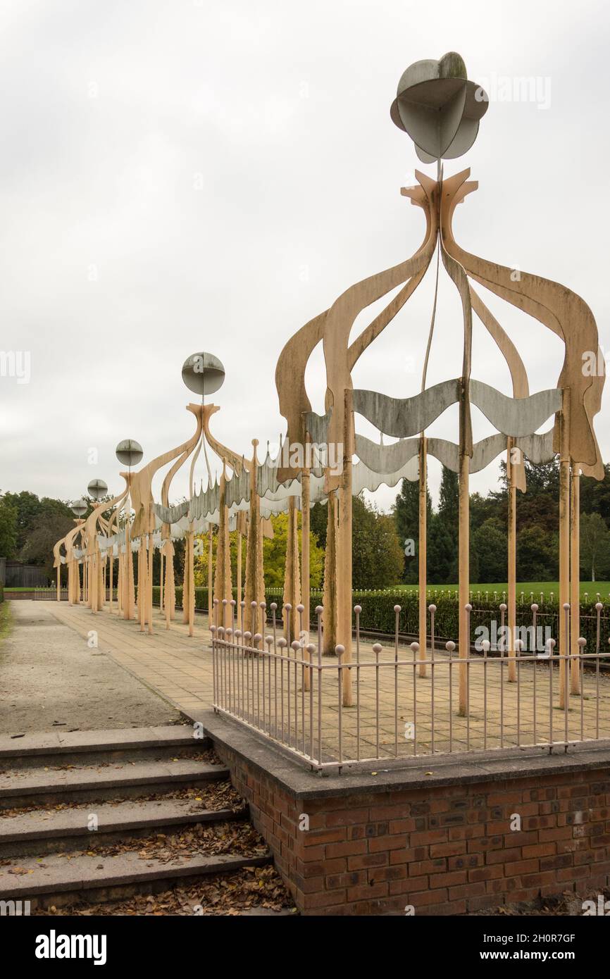 Tea Terrace art deco resti del Festival della Gran Bretagna 1951 a Battersea Park, Londra, Inghilterra, Regno Unito Foto Stock