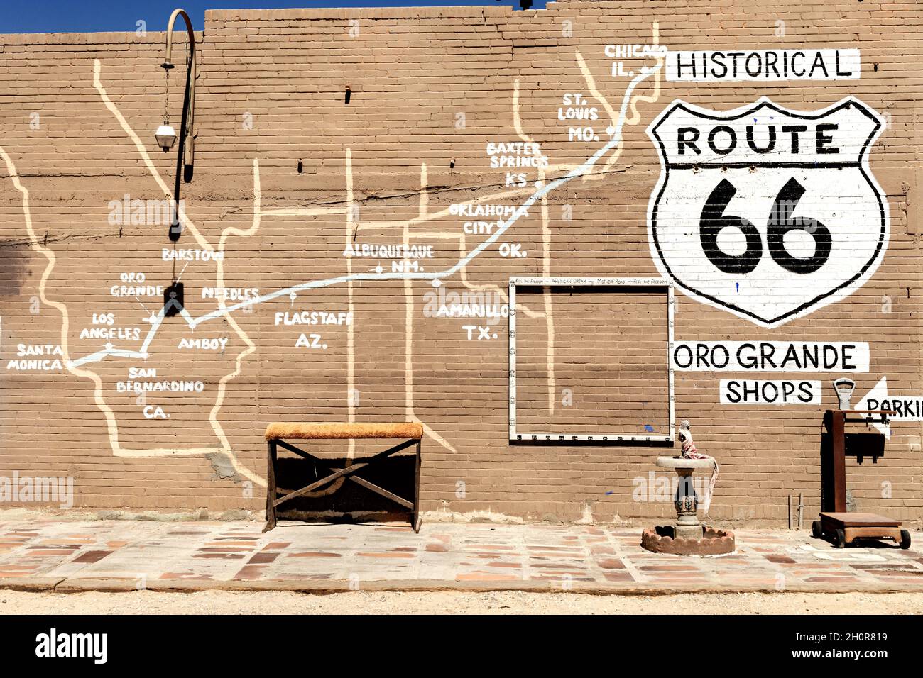 Mappa storica della Route 66 disegnata su un muro Foto Stock