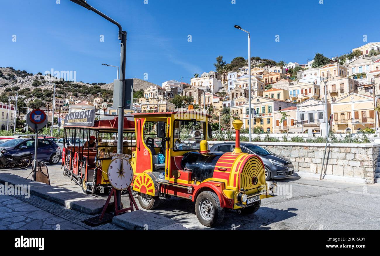 Il treno turistico a Symi Grecia Isole Foto Stock