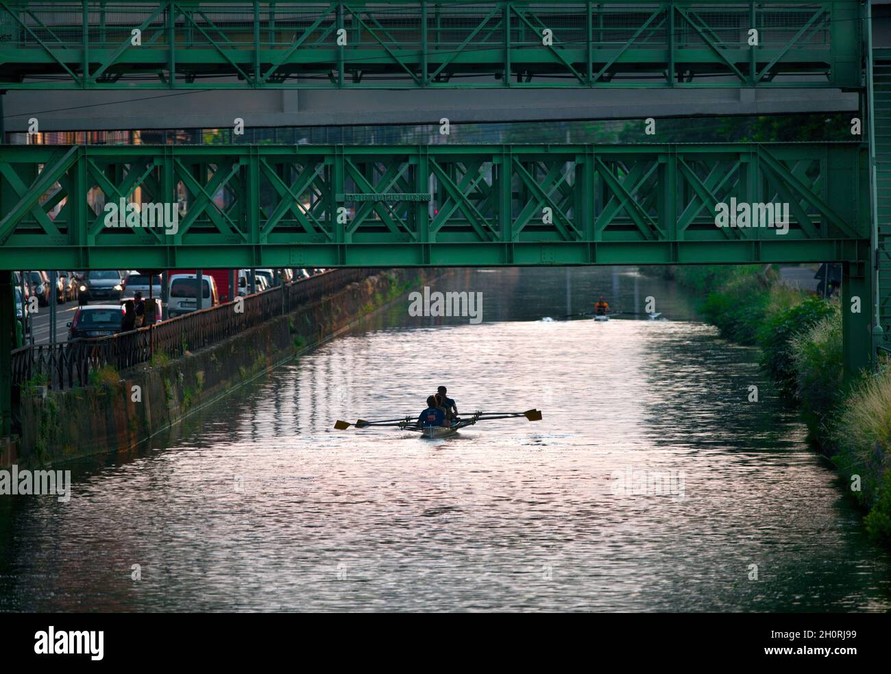 Street Photography, Milano, Italia, 2014, Rowing. Foto Stock