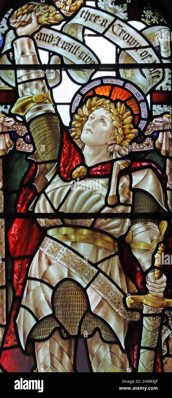 Vetrata di Percy Bacon raffigurante la Vittoria, la chiesa di San Swithun, Sandy, Bedfordshire Foto Stock