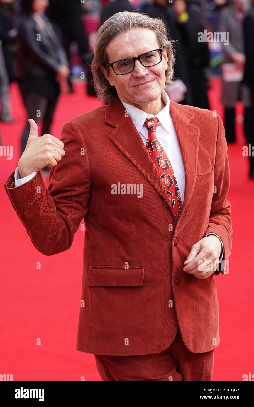 Stephen Woolley arriva per la prima britannica di 'Mothering Sunday', presso il Royal Festival Hall di Londra durante il BFI London Film Festival. Data di emissione: Giovedì 14 ottobre 2021. Foto Stock