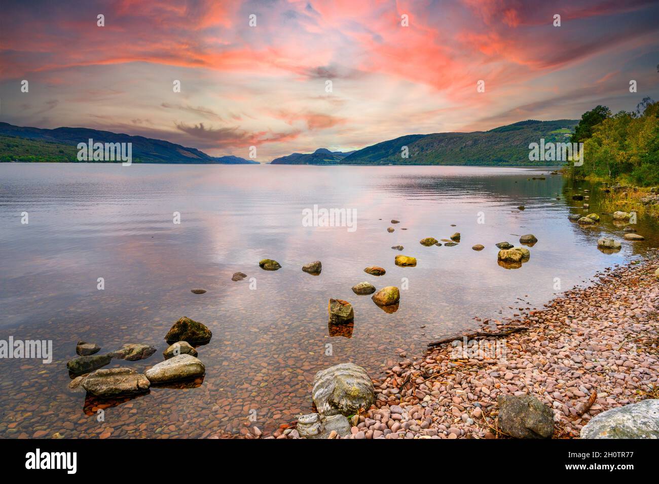 Loch Ness a Dores Beach, Dores, vicino a Inverness, Scozia Foto Stock