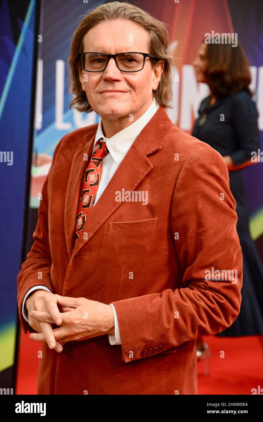 Londra, Regno Unito. Ottobre 14 2021: Stephen Woolley, produttore. Domenica di Maternità: BFI Patrons Gala, BFI London Film Festival, Royal Festival Hall, Southbank. Credit: michael melia/Alamy Live News Foto Stock